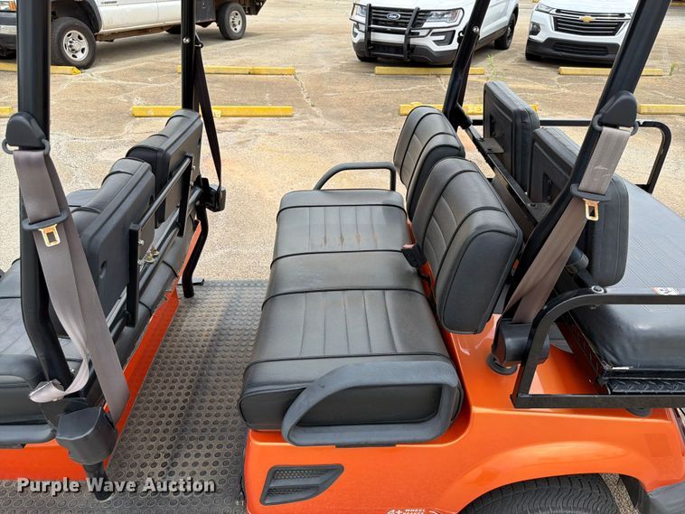 image for item EQ8019 2010 Tomberlin Automotive Group golf cart