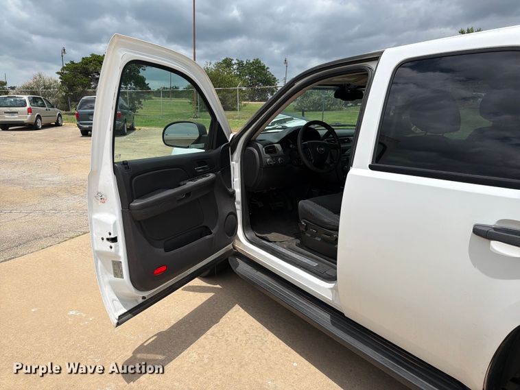 image for item EQ8020 2008 Chevrolet Tahoe SUV