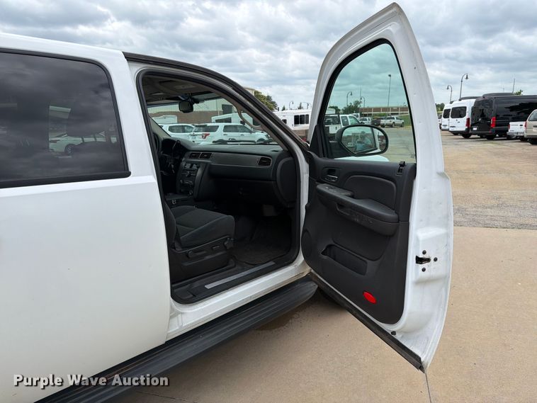 image for item EQ8020 2008 Chevrolet Tahoe SUV