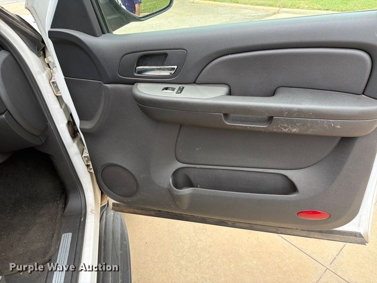 image for item EQ8020 2008 Chevrolet Tahoe SUV