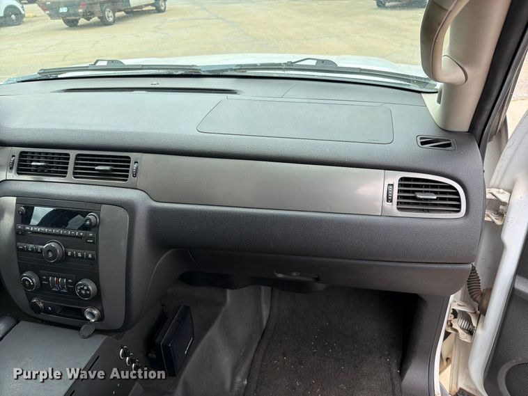 image for item EQ8020 2008 Chevrolet Tahoe SUV
