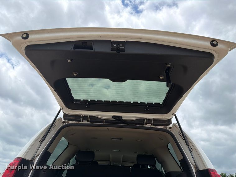image for item EQ8020 2008 Chevrolet Tahoe SUV