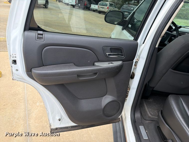 image for item EQ8020 2008 Chevrolet Tahoe SUV