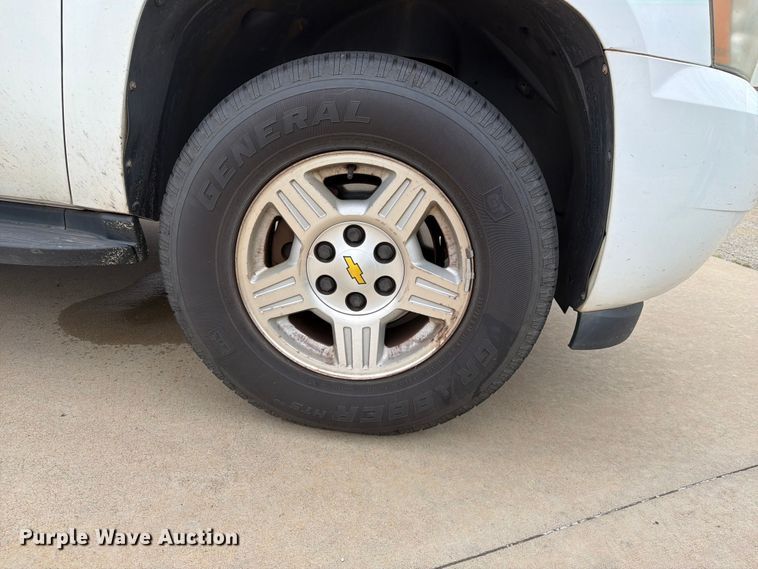 image for item EQ8020 2008 Chevrolet Tahoe SUV