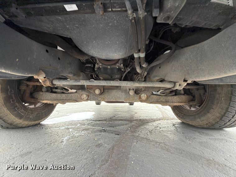 image for item EQ8021 2006 Dodge Ram 2500 Ext. Cab pickup truck