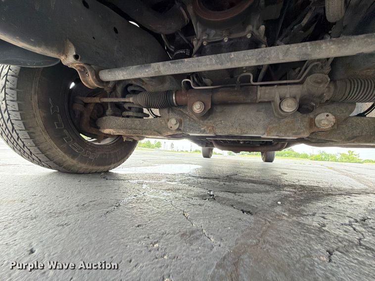 image for item EQ8021 2006 Dodge Ram 2500 Ext. Cab pickup truck