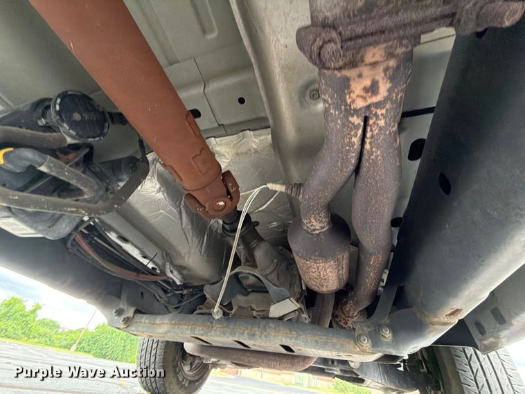 image for item EQ8021 2006 Dodge Ram 2500 Ext. Cab pickup truck