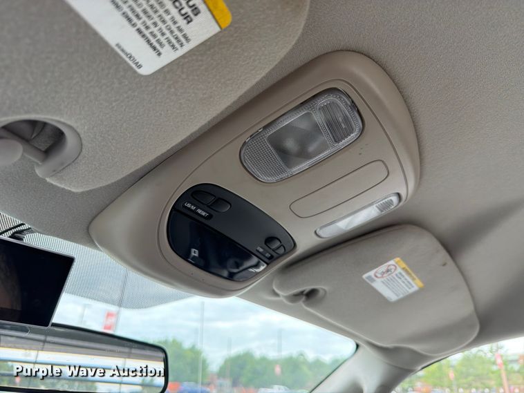 image for item EQ8021 2006 Dodge Ram 2500 Ext. Cab pickup truck