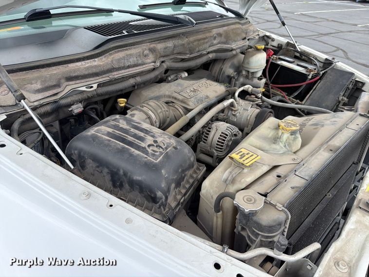 image for item EQ8021 2006 Dodge Ram 2500 Ext. Cab pickup truck