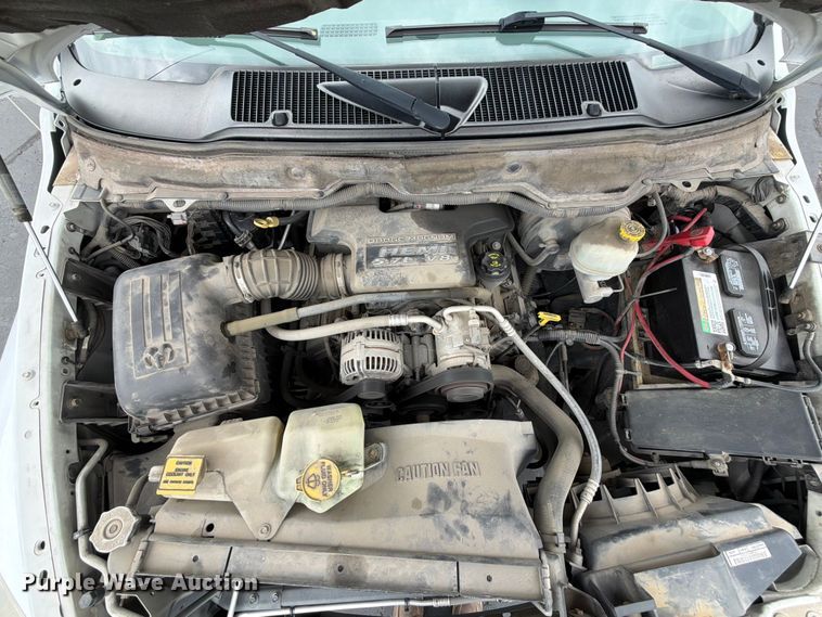 image for item EQ8021 2006 Dodge Ram 2500 Ext. Cab pickup truck