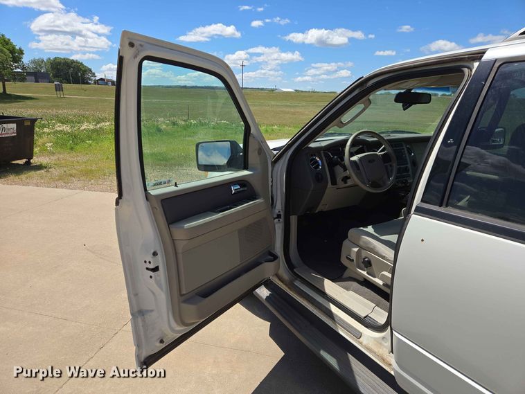 image for item ER1729 2008 Ford Expedition SUV