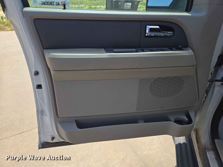 image for item ER1729 2008 Ford Expedition SUV