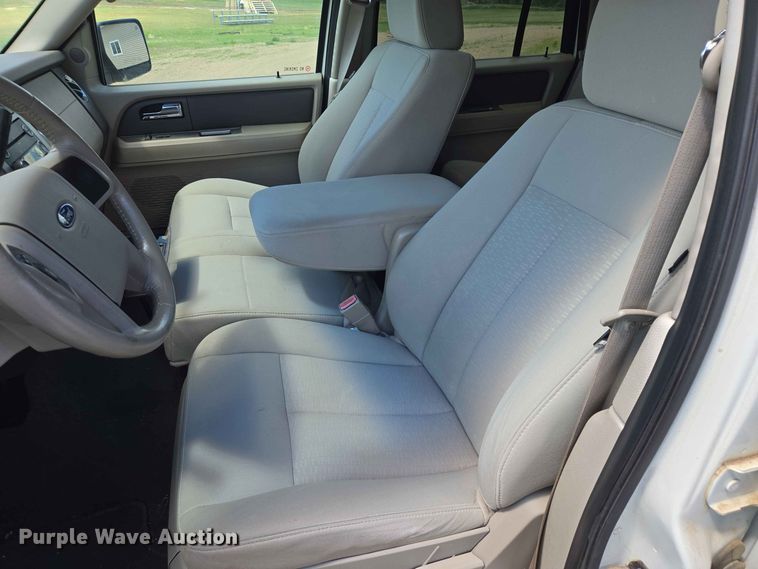 image for item ER1729 2008 Ford Expedition SUV