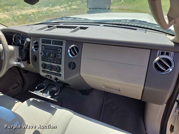 image for item ER1729 2008 Ford Expedition SUV