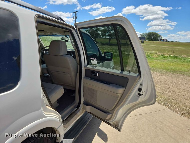 image for item ER1729 2008 Ford Expedition SUV