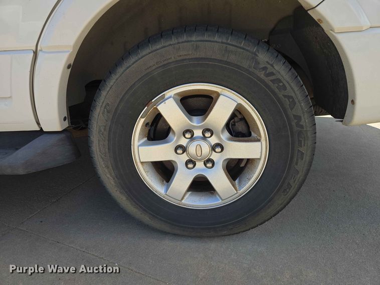image for item ER1729 2008 Ford Expedition SUV