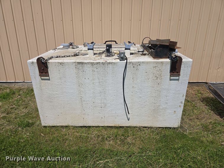 image for item ER1731 Fish transfer tank