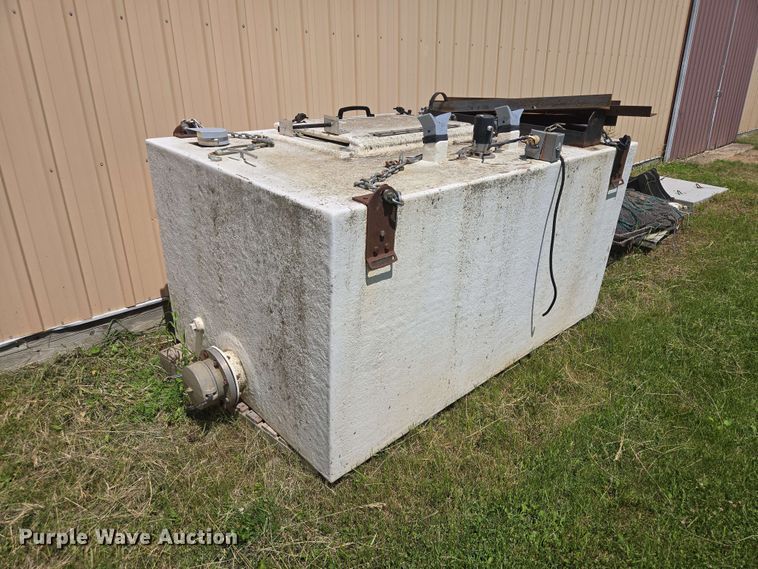 image for item ER1731 Fish transfer tank