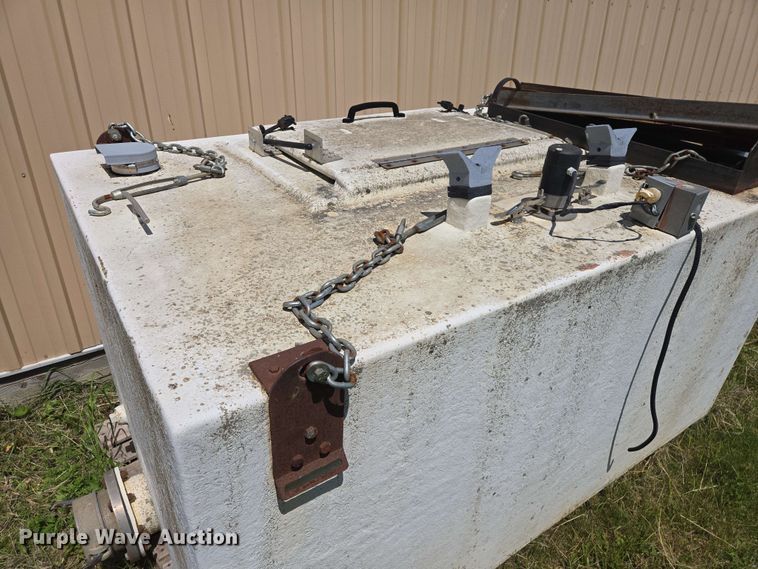 image for item ER1731 Fish transfer tank