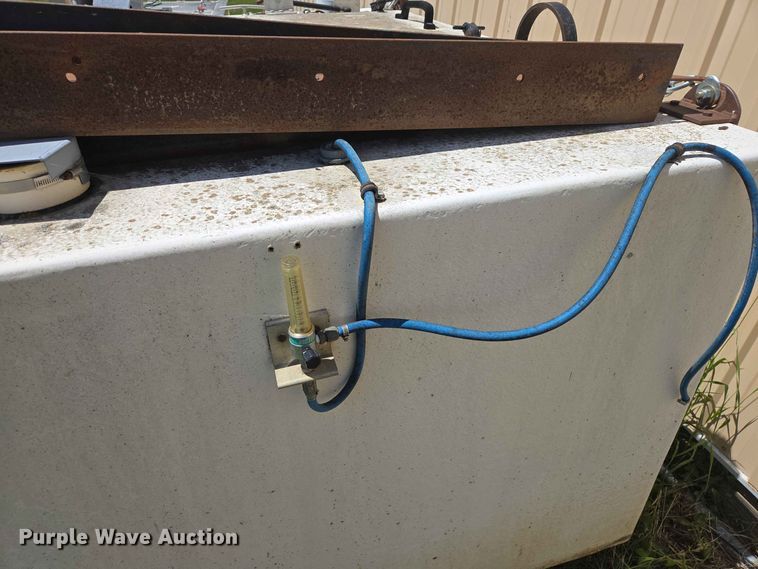 image for item ER1731 Fish transfer tank