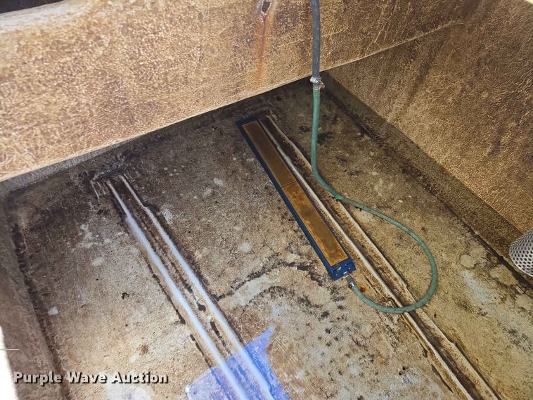 image for item ER1731 Fish transfer tank
