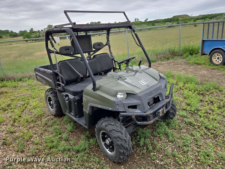 image for item ER1733 2011 Polaris Ranger 800 utility vehicle