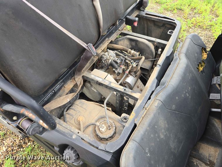 image for item ER1733 2011 Polaris Ranger 800 utility vehicle