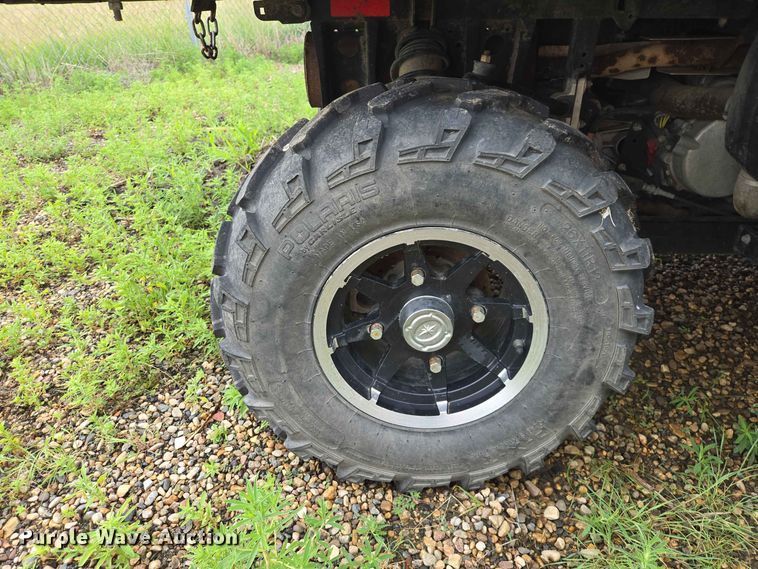 image for item ER1733 2011 Polaris Ranger 800 utility vehicle