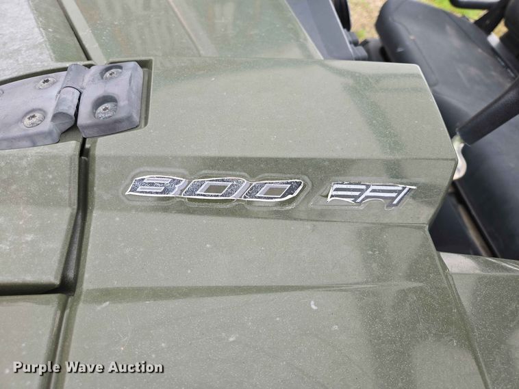 image for item ER1733 2011 Polaris Ranger 800 utility vehicle