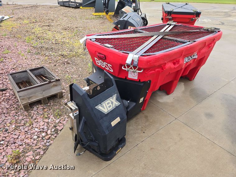 image for item ER1734 Boss VBX 8000 spreader