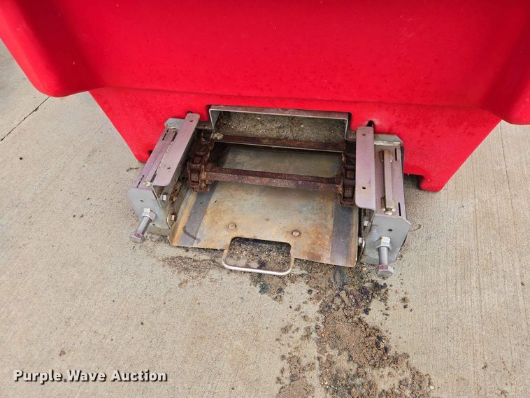 image for item ER1734 Boss VBX 8000 spreader