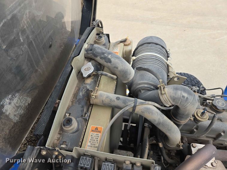 image for item ER1739 2002 New Holland MC28 broom