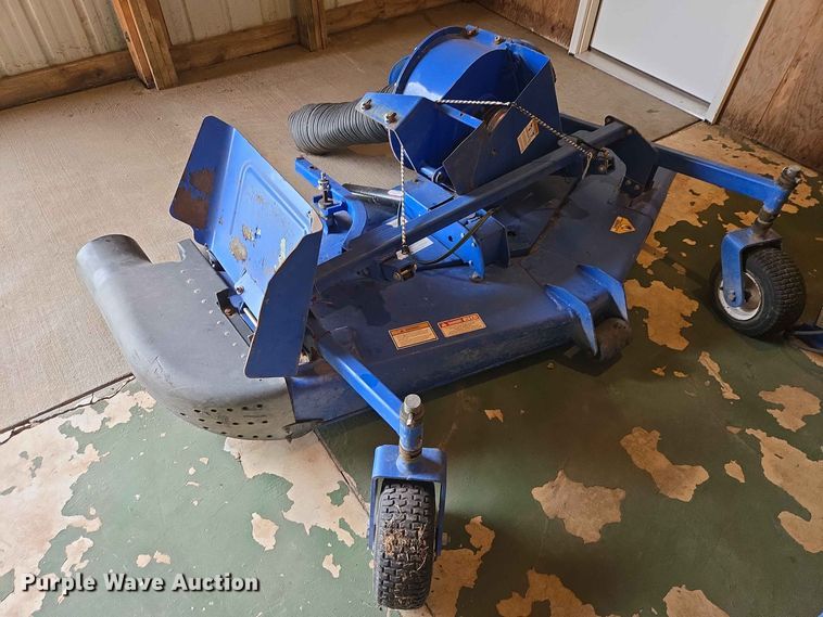 image for item ER1739 2002 New Holland MC28 broom