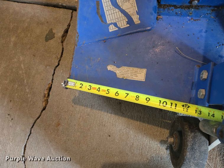 image for item ER1739 2002 New Holland MC28 broom