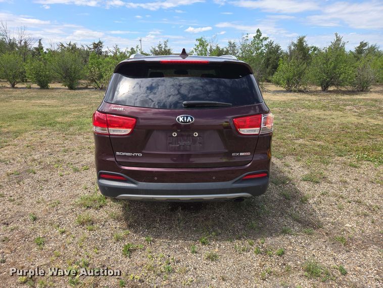 image for item ER1750 2016 KIA Sorento SUV