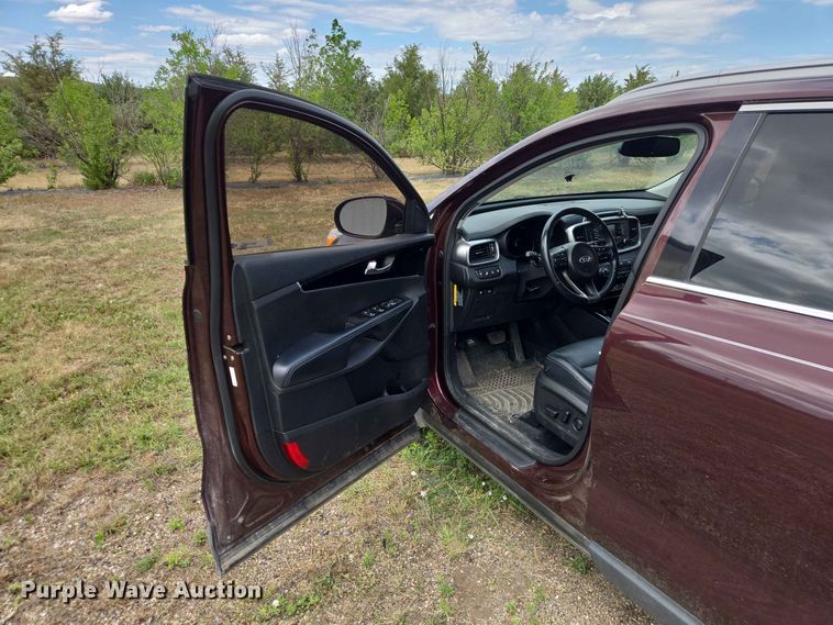 image for item ER1750 2016 KIA Sorento SUV