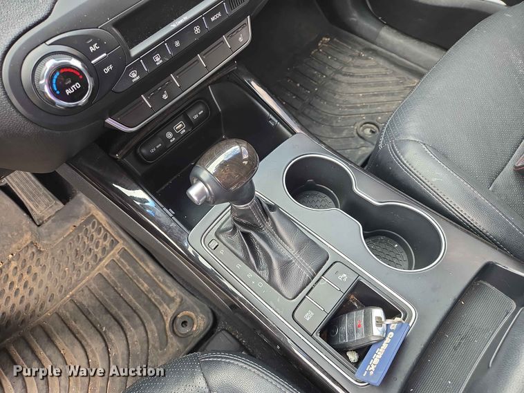 image for item ER1750 2016 KIA Sorento SUV