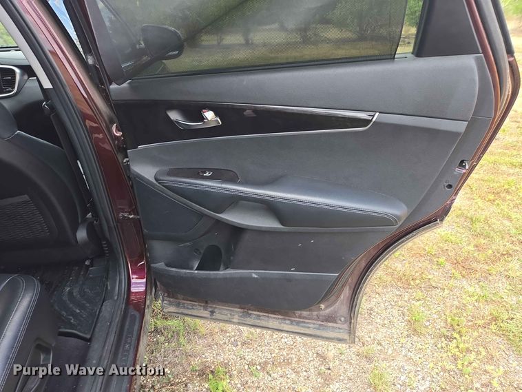 image for item ER1750 2016 KIA Sorento SUV