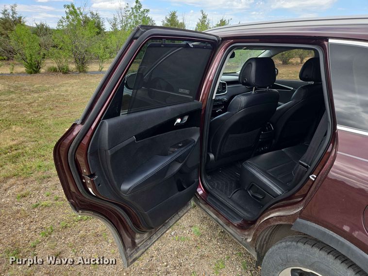image for item ER1750 2016 KIA Sorento SUV