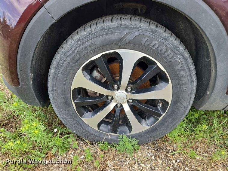 image for item ER1750 2016 KIA Sorento SUV