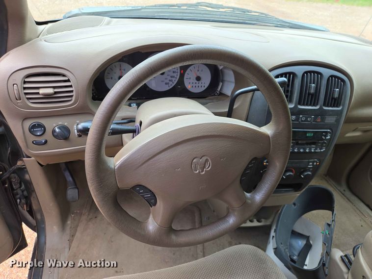 image for item ER1751 2003 Dodge Caravan van