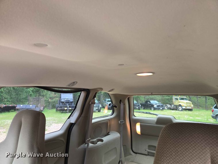 image for item ER1751 2003 Dodge Caravan van