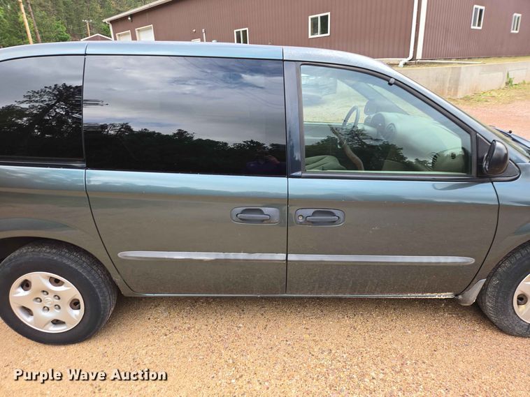 image for item ER1751 2003 Dodge Caravan van