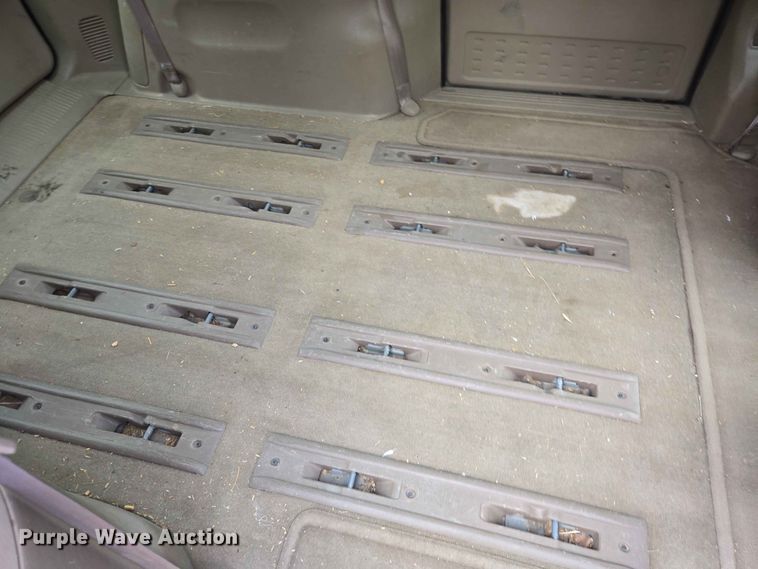 image for item ER1751 2003 Dodge Caravan van