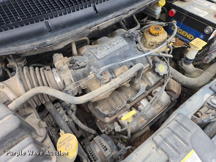 image for item ER1751 2003 Dodge Caravan van
