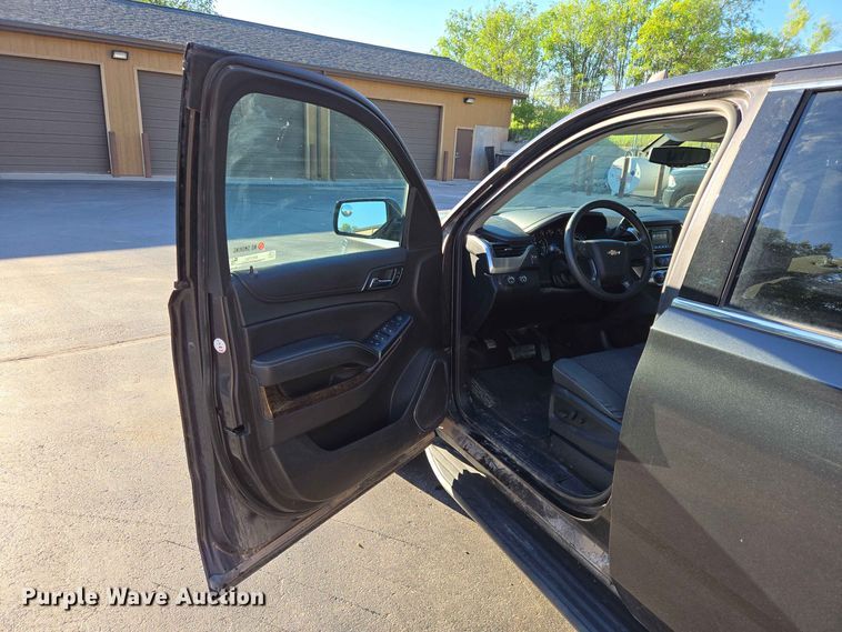 image for item ER1752 2017 Chevrolet Tahoe SSV SUV