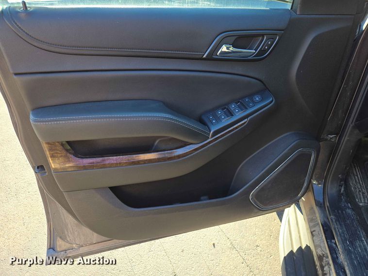 image for item ER1752 2017 Chevrolet Tahoe SSV SUV