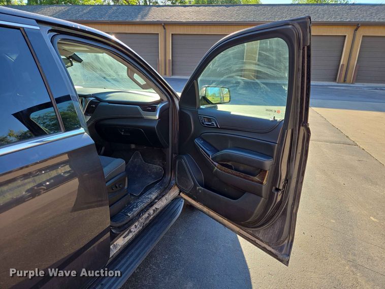 image for item ER1752 2017 Chevrolet Tahoe SSV SUV