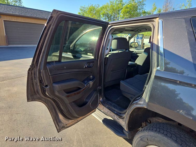 image for item ER1752 2017 Chevrolet Tahoe SSV SUV