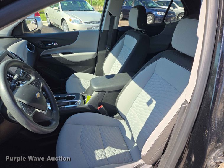 image for item ER1753 2021 Chevrolet Equinox SUV
